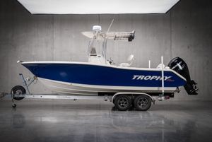 2012 Trophy 2203 CC