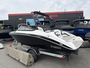 2024 Yamaha Used   195S Black