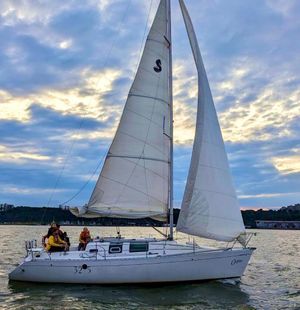 1990 Beneteau First 32S5