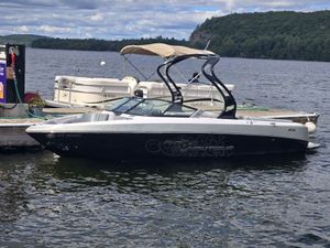 2010 Nautique 226 LE