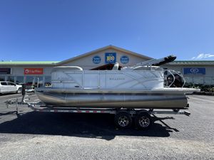 2023 Sylvan Mirage Cruise 8520 LZ