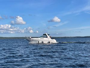 1999 Sea Ray 310 Sundancer