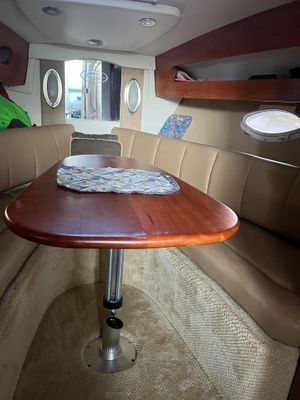 2011 Rinker 280 Express Cruiser