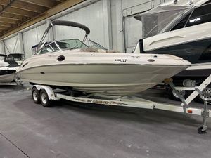 2004 Sea Ray 270 Sundeck