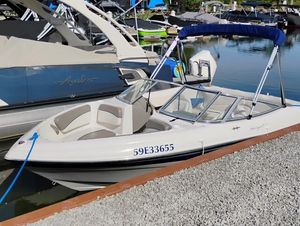 2001 Four Winns Horizon 180/LE