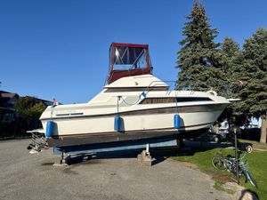1988 Carver 2767 Santego