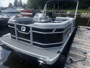 2027 Princecraft Vectra 17 with 50 Hp Mercury Command Thrust - On O