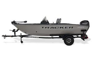 2027 Tracker V16