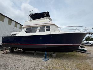 1998 Sabreline 36 Fast Trawler