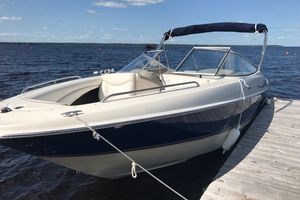 1999 Bayliner 2350 Capri LS