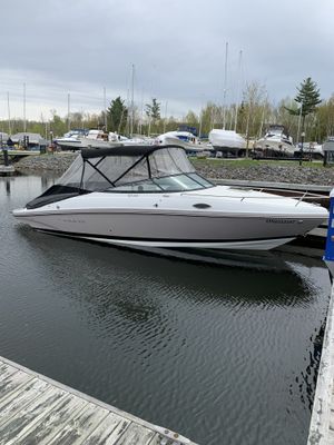 2017 Rinker QX26CC