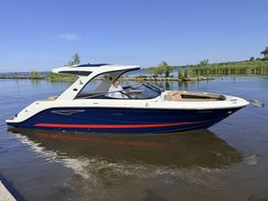 2017 Sea Ray SLX 310
