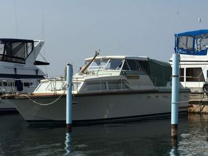 1976 Coronet Seafarer 31 Aft Cabin