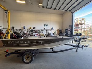 2005 Sylvan 1600 Explorer