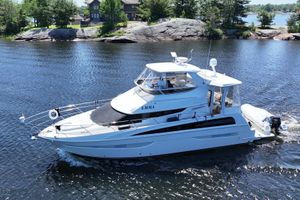 2007 Carver 43 Motor Yacht