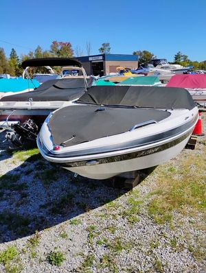 2012 GLASTRON GT 185