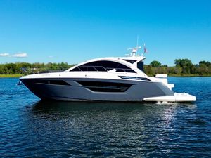 2023 Cruisers Yachts 50 Cantius