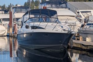 2005 Bayliner 305