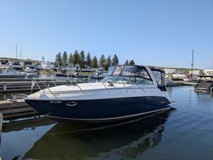 2005 Rinker 312 Fiesta Vee