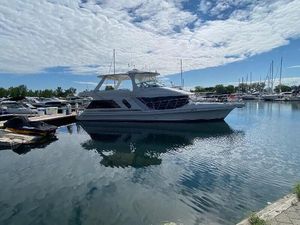1999 Bluewater 5200