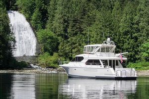 2002 West Bay SonShip 58