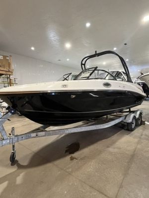 2023 Bayliner VR6 Bowrider - Outboard