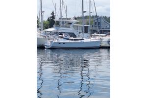 2012 Hunter e33