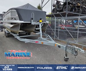 2023 Princecraft Vectra® 23 RL TRITOON W/115HP PRO XS AND TRAILER