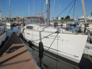 2010 Beneteau Oceanis 40