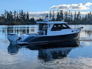 2022 True North 34 Outboard Express