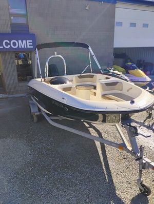 2015 Bayliner Element (E-16)