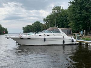 1997 Sea Ray 330 SUNDANCER