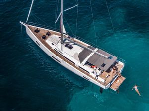 2027 Beneteau Oceanis Yacht 54