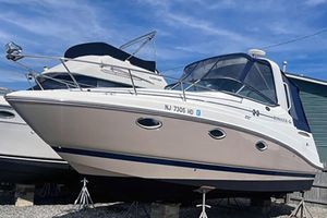 2011 Rinker 260 Express Cruiser