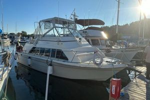 1978 Carver 33 Mariner