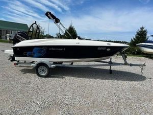 2017 Bayliner Element E16