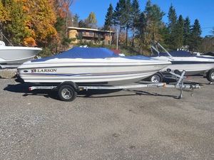 2004 LARSON 180BR