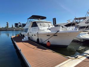 1998 Bayliner 4788 Pilot House