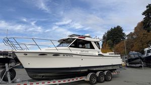 2016 CUTWATER C28 SEDAN