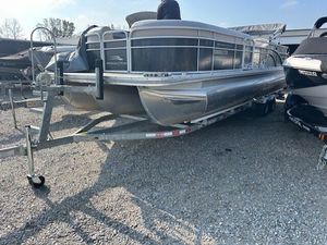 2014 Bennington 2574 GCW