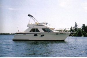 1989 Tollycraft 30 Sport Cruiser