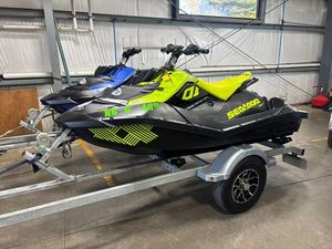 2023 Sea-Doo SPARK TRIXX
