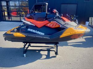 2019 Sea-Doo SPARK TRIXX 2-UP