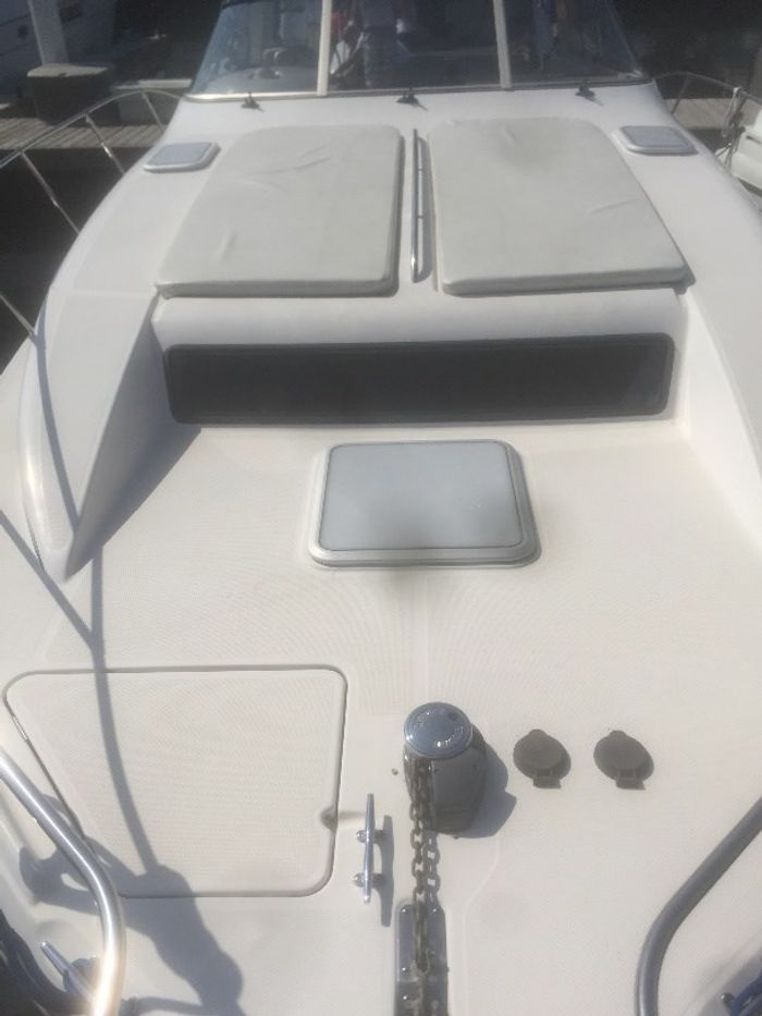 1998 Bayliner 3255 Avanti Photo 9 of 29