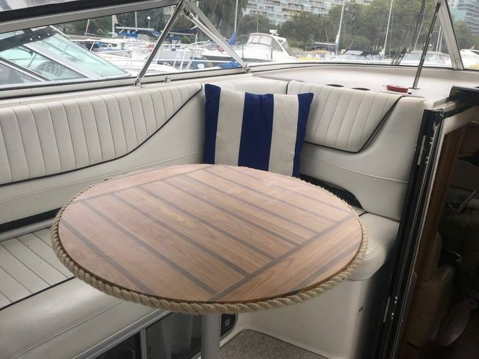 1998 Bayliner 3255 Avanti Photo 14 of 29