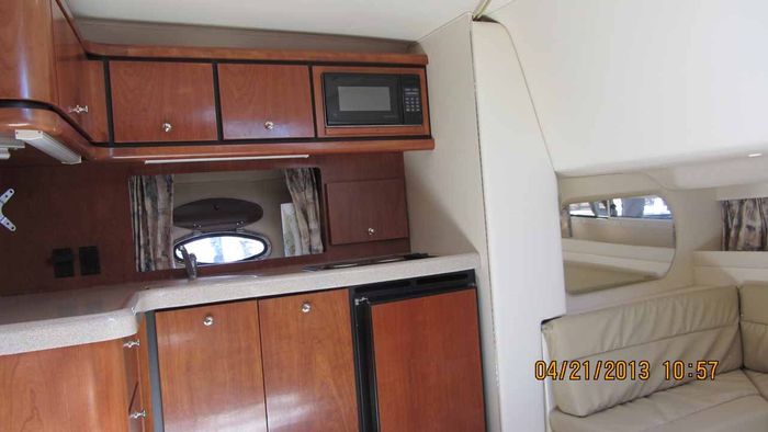 1999 Trojan 400 Express MC Photo 24 of 35