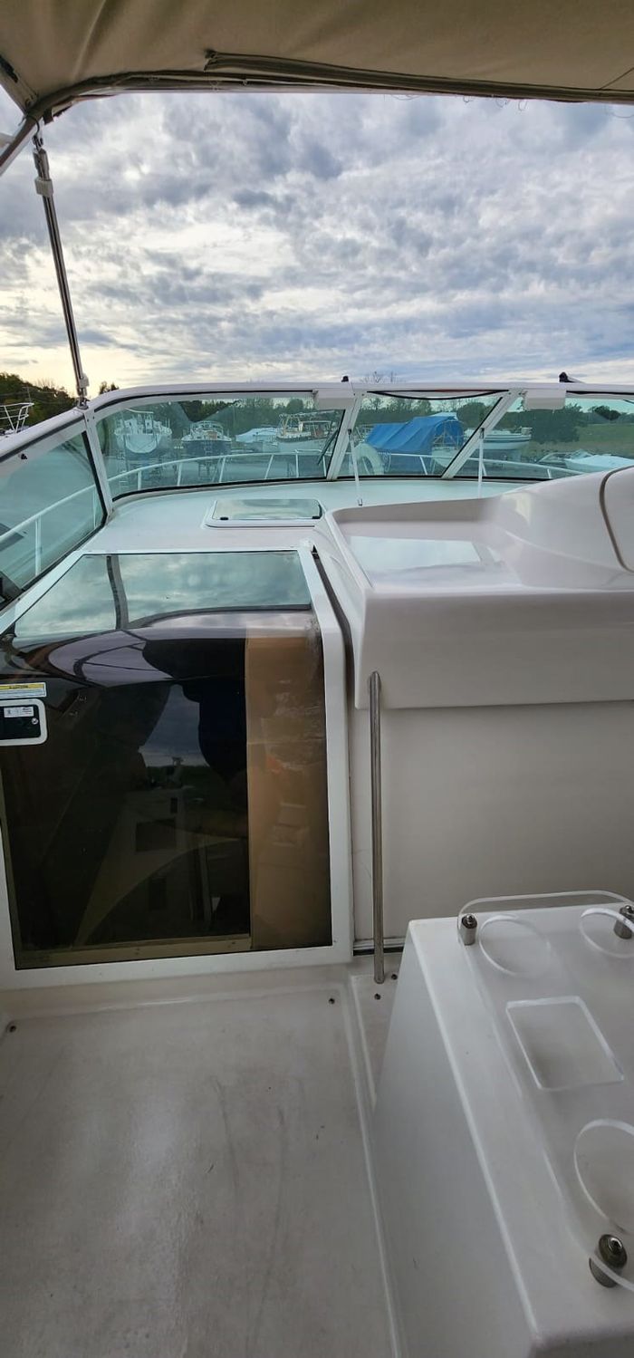 1999 Trojan 400 Express MC Photo 20 of 35