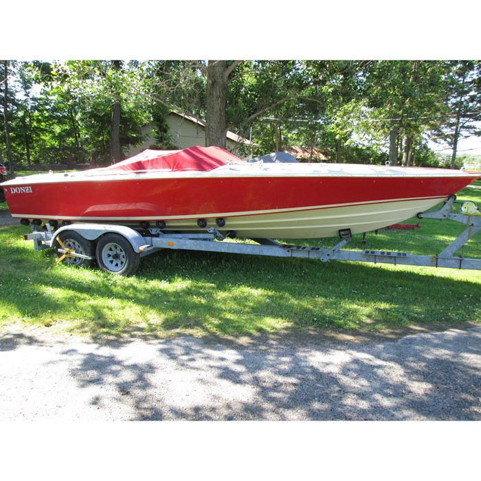 1998 Donzi 28zx For Sale In The Lindsay Area Northeast Of Toronto Ontario Canada Priced Great Compared To 1995 1996 1997 1999 And 2000 Models