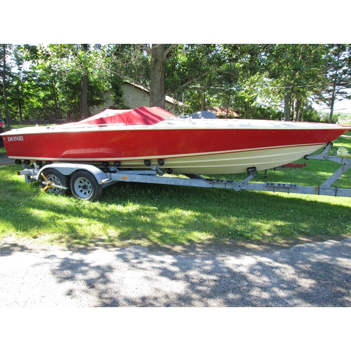 Donzi Classic 2 Plus 3 1988 Used Boat For Sale In Orillia Ontario Boatdealers Ca