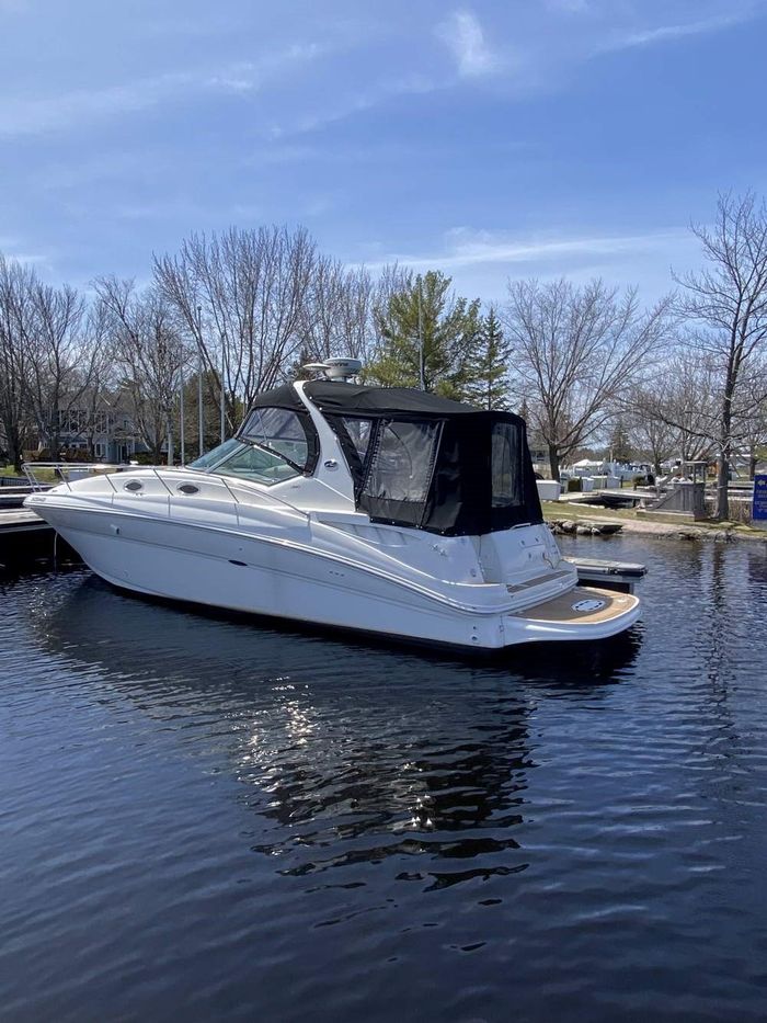 2003 Sea Ray 320 Sundancer Photo 3 of 36